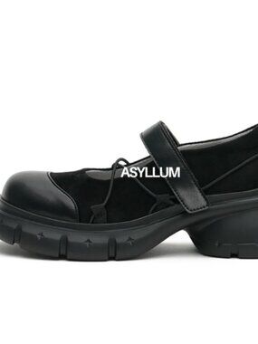 New Avery Asyllum Mary Jane Sneakers Size 9 - Black